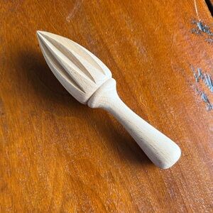 Wooden Citrus Reamer Juicer - Natural Wood
